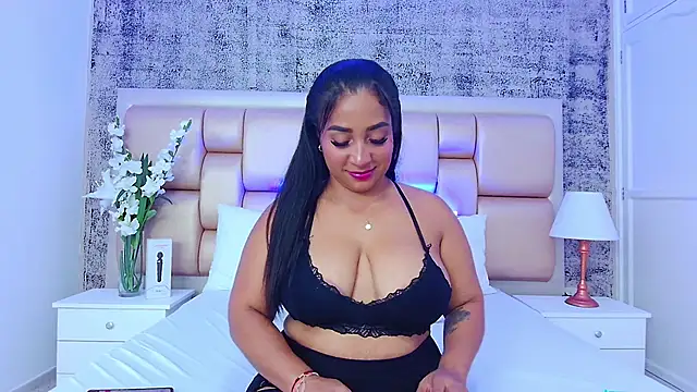 KateVenegas online show from 01/24/25, 08:00