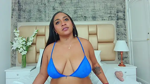 KateVenegas online show from 03/02/25, 08:40