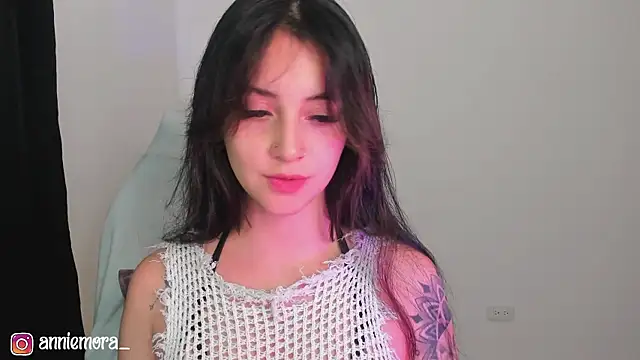 annie mora online show from 01/24/25, 02:39