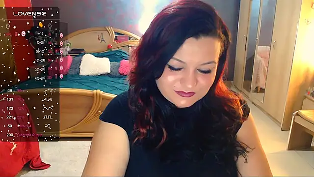 Snapshot of Ariellefoxy chatting on 02/01/25, 09:40 Ariellefoxy online show from 02/01/25, 09:40