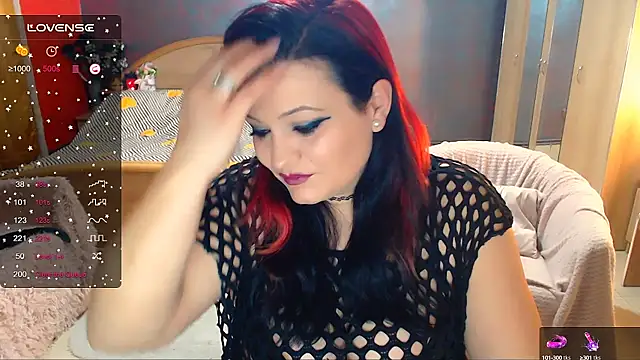 Snapshot of Ariellefoxy chatting on 02/21/25, 07:34 Ariellefoxy online show from 02/21/25, 07:34