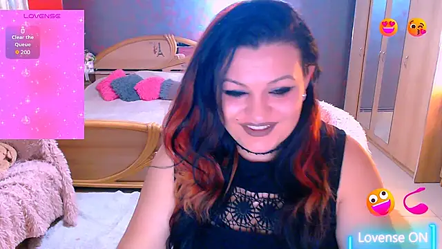Snapshot of Ariellefoxy chatting on 02/15/26, 07:32 Ariellefoxy online show from 02/15/26, 07:32