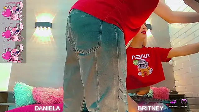 Daniela Pink  online show from 03/06/25, 08:48