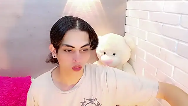 Daniela Pink  online show from 10/10/25, 07:57