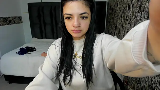 Snapshot of Anhell7_x chatting on 10/25/25, 07:30 Anhell7 x online show from 10/25/25, 07:30