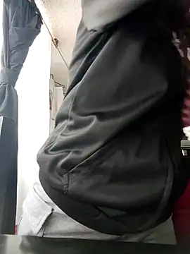 Sasha smith23 online show from 02/14/25, 08:15