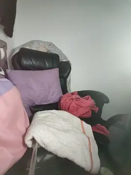 Sasha smith23 online show from 02/22/25, 12:27