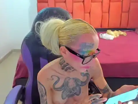 barbara anal squirt  online show from 02/20/25, 04:36