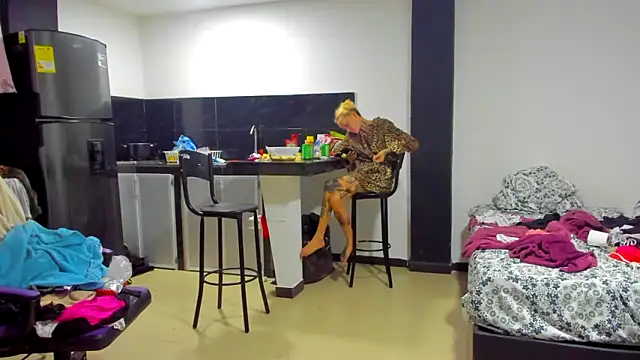 barbara anal squirt  online show from 03/13/25, 05:54