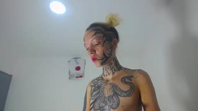 barbara anal squirt  online show from 04/30/26, 05:36
