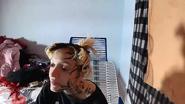 Snapshot of barbara_anal_squirt_ chatting on 07/27/26, 04:19 barbara anal squirt online show from 07/27/26, 04:19