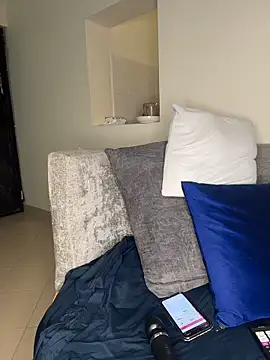 CarlaBeckky online show from 10/06/25, 07:28