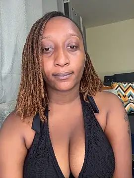 CarlaBeckky online show from 12/03/25, 05:33