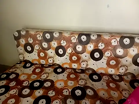 shuhana  online show from 11/04/25, 02:21