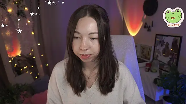 Snapshot of Sarah_Son chatting on 09/10/25, 05:07 Sarah Son online show from 09/10/25, 05:07