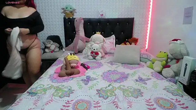 redgirlofficial online show from 01/24/25, 01:35