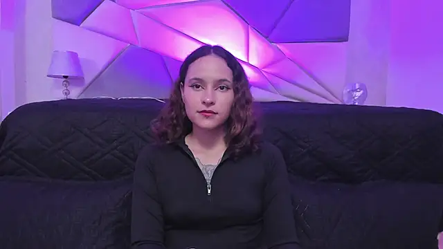 AnnyThompson  online show from 12/10/24, 08:49