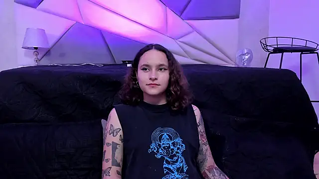 AnnyThompson  online show from 12/28/24, 01:08