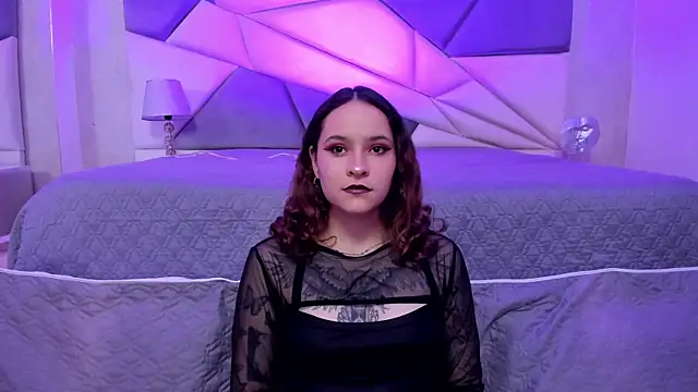 AnnyThompson  online show from 02/09/25, 08:34