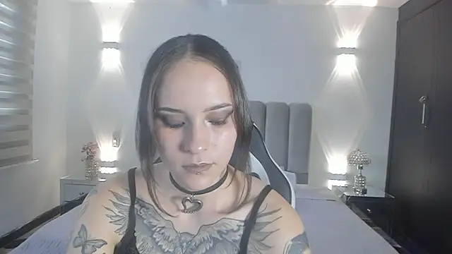 AnnyThompson  online show from 03/05/26, 10:17