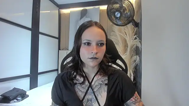 Snapshot of AnnyThompson_ chatting on 03/23/26, 10:25 AnnyThompson online show from 03/23/26, 10:25