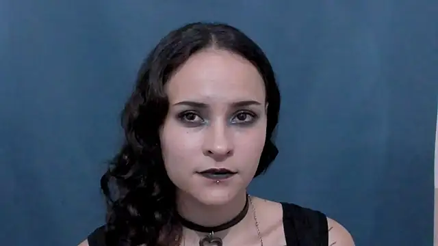 Snapshot of AnnyThompson_ chatting on 04/14/26, 06:41 AnnyThompson online show from 04/14/26, 06:41