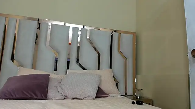 TifanyChill online show from 01/09/25, 11:02