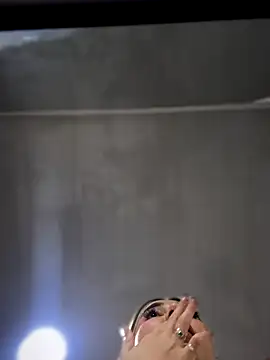 Jules Anderson online show from 12/17/25, 10:27