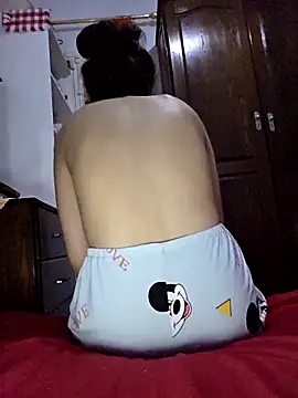 Snapshot of altinya chatting on 09/20/25, 08:32 altinya online show from 09/20/25, 08:32