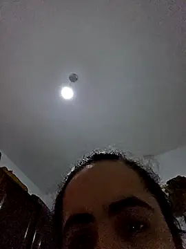 Snapshot of altinya chatting on 12/04/25, 03:43 altinya online show from 12/04/25, 03:43