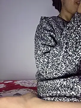 Snapshot of altinya chatting on 12/18/25, 08:31 altinya online show from 12/18/25, 08:31