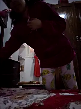 Snapshot of altinya chatting on 01/07/26, 04:09 altinya online show from 01/07/26, 04:09