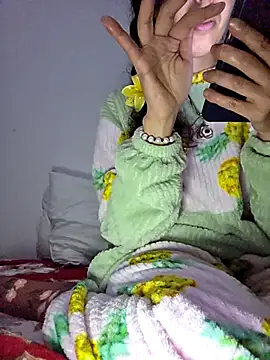 Snapshot of altinya chatting on 01/08/26, 04:15 altinya online show from 01/08/26, 04:15