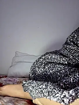 Snapshot of altinya chatting on 03/05/26, 01:56 altinya online show from 03/05/26, 01:56