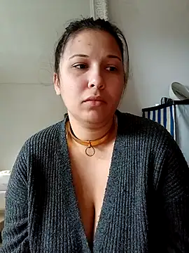 Snapshot of minette-sexy chatting on 12/24/24, 10:11 minette-sexy online show from 12/24/24, 10:11