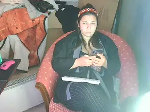 Snapshot of minette-sexy chatting on 02/01/25, 07:44 minette-sexy online show from 02/01/25, 07:44