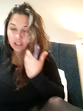 Snapshot of minette-sexy chatting on 03/05/25, 09:48 minette-sexy online show from 03/05/25, 09:48