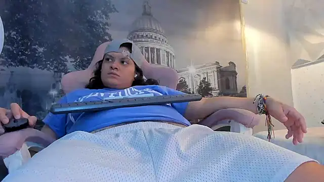 snowflake xxx online show from 10/26/25, 01:44