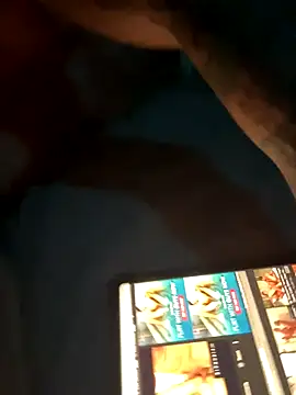 Snapshot of Alphanik4 chatting on 10/21/25, 06:58 Alphanik4 online show from 10/21/25, 06:58