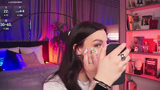 LunaNight online show from 02/02/25, 11:53