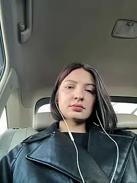 BabeRainbow online show from 12/18/24, 10:30