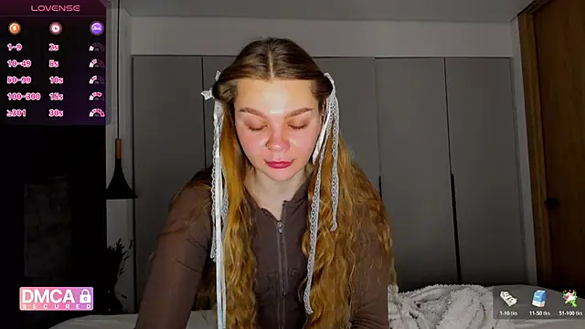 Snapshot of Molly_sweetie chatting on 01/10/26, 07:10 Molly sweetie online show from 01/10/26, 07:10