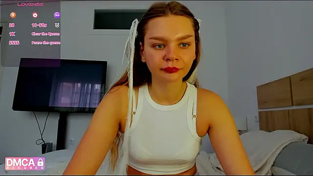 Molly sweetie online show from 05/04/26, 06:20