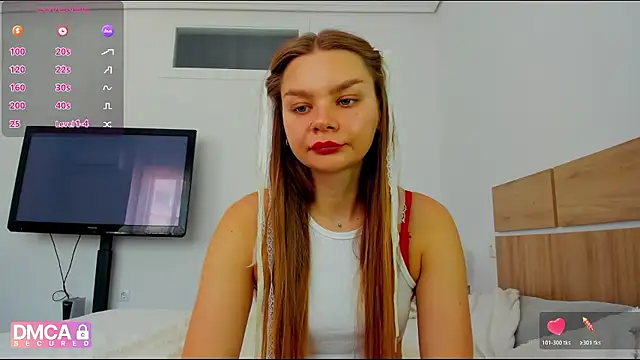 Molly sweetie online show from 05/17/26, 09:17