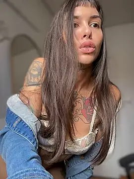 Nikatsu online show from 01/16/25, 04:18