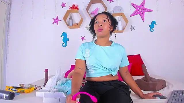 Tanissha curly online show from 09/18/25, 11:45