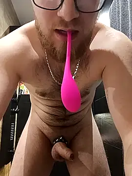 Sweet bear69 online show from 02/11/25, 08:10