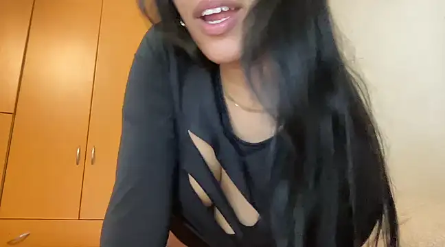 Dulce latingirl online show from 12/10/24, 04:27