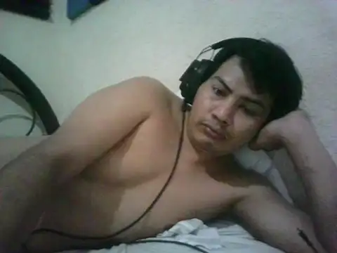 Snapshot of Shivaricioso chatting on 03/08/26, 03:05 Shivaricioso online show from 03/08/26, 03:05