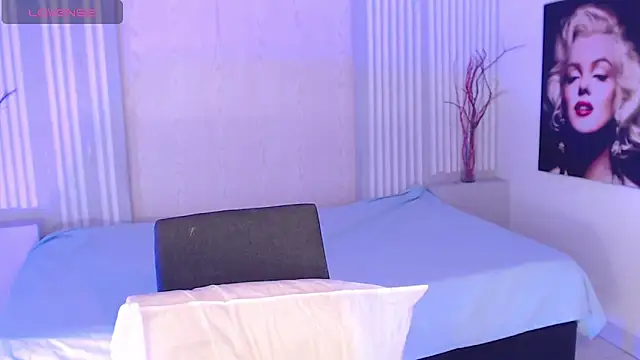 BlakmillerrGilson online show from 03/03/25, 07:39